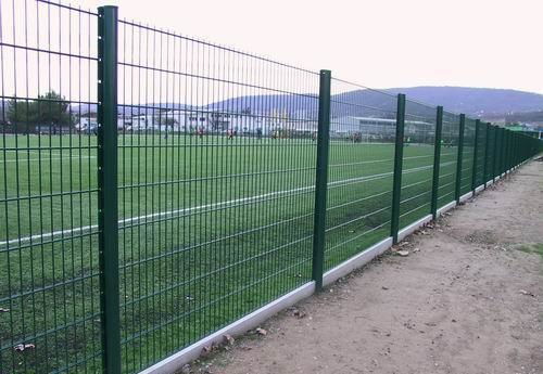 新疆護欄網廠家與金屬護欄選購指南，兼談新貴族跑步機售后服務